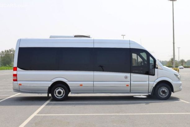 pacious Passenger Capacity:
Mercedes Sprinter 22 Seater Rental (UAE).