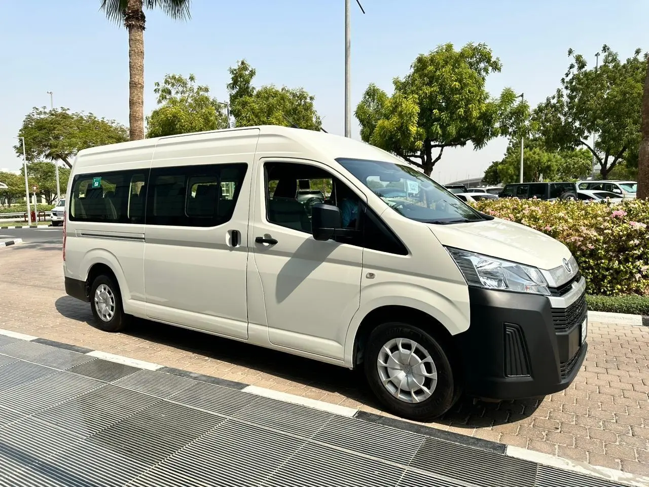 Convenient Passenger Access:
 Toyota Minibus Wide Sliding Door (UAE).