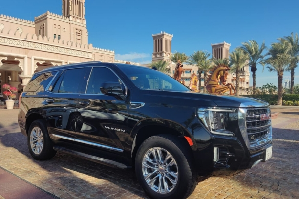 SUV rental dubai with best hourly prices in dubai