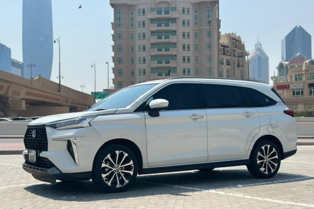 6 Seater Veloz 1.5L GX