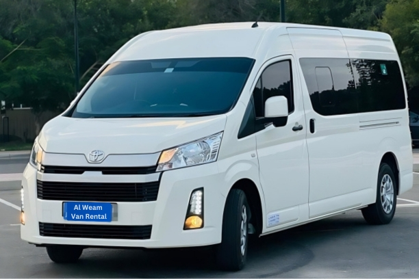 Mini Bus Toyota Hiace 14 Seater Van For Rent