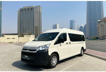 10 Seater Hi-ACE Minibus/Van